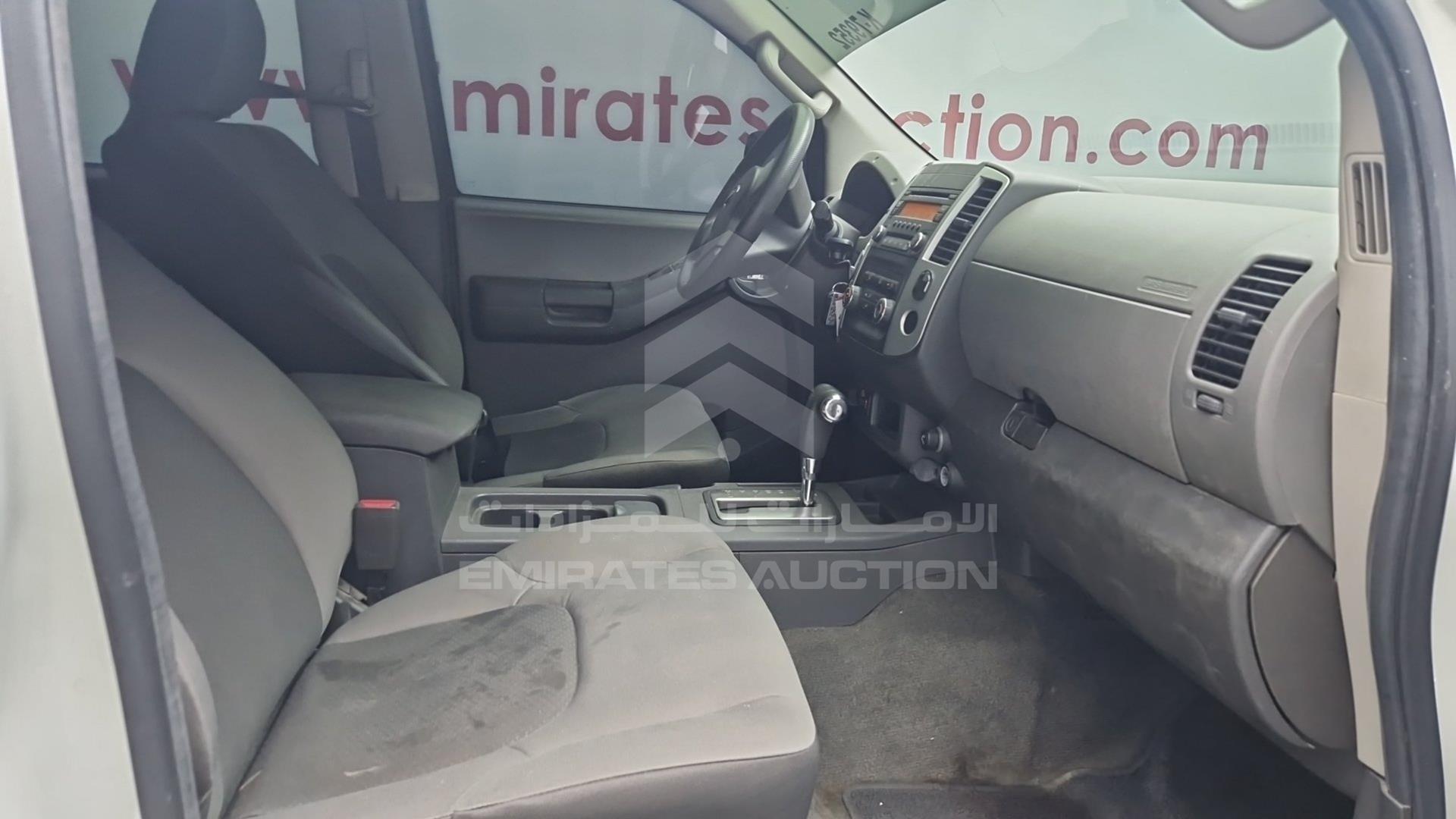 2013 NISSAN XTERRA VIN: 5N1AN0N64DN812232