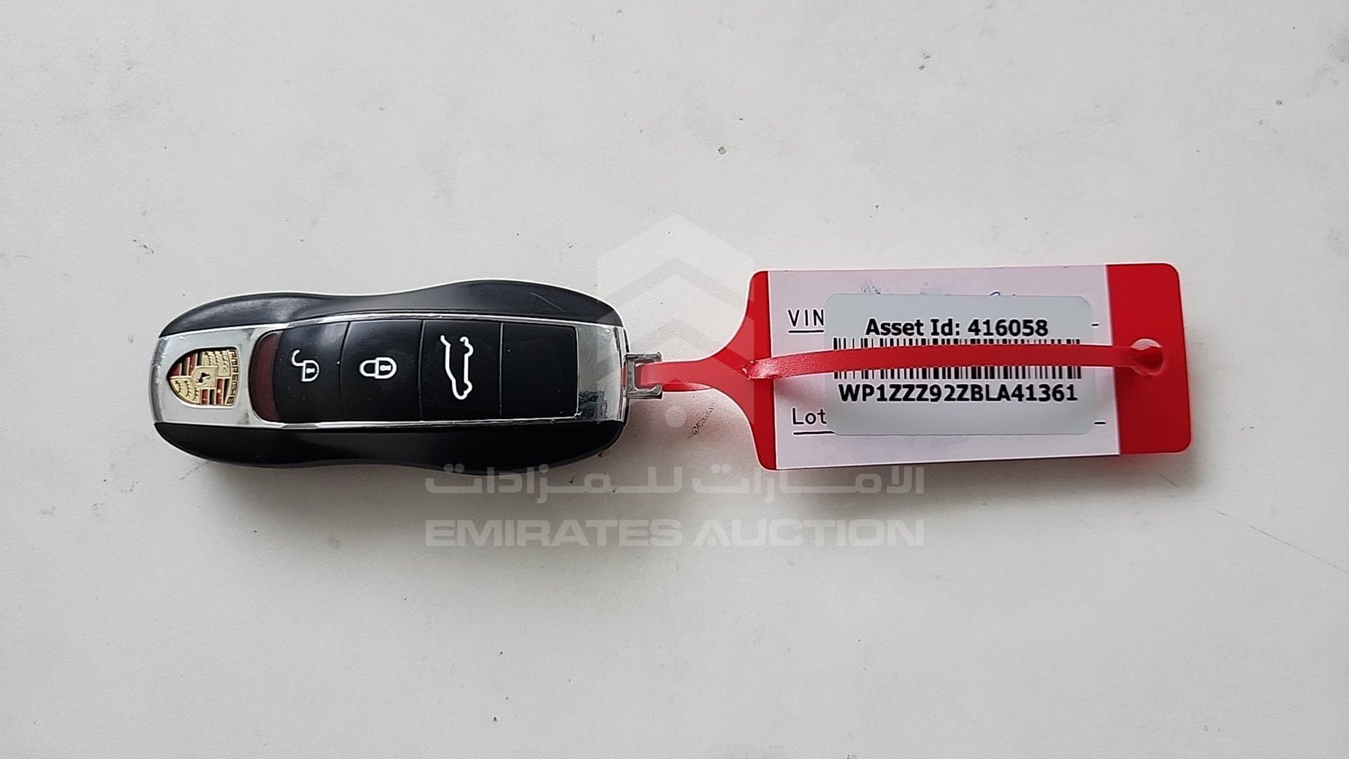 2011 PORSCHE CAYENNE VIN: WP1ZZZ92ZBLA41361