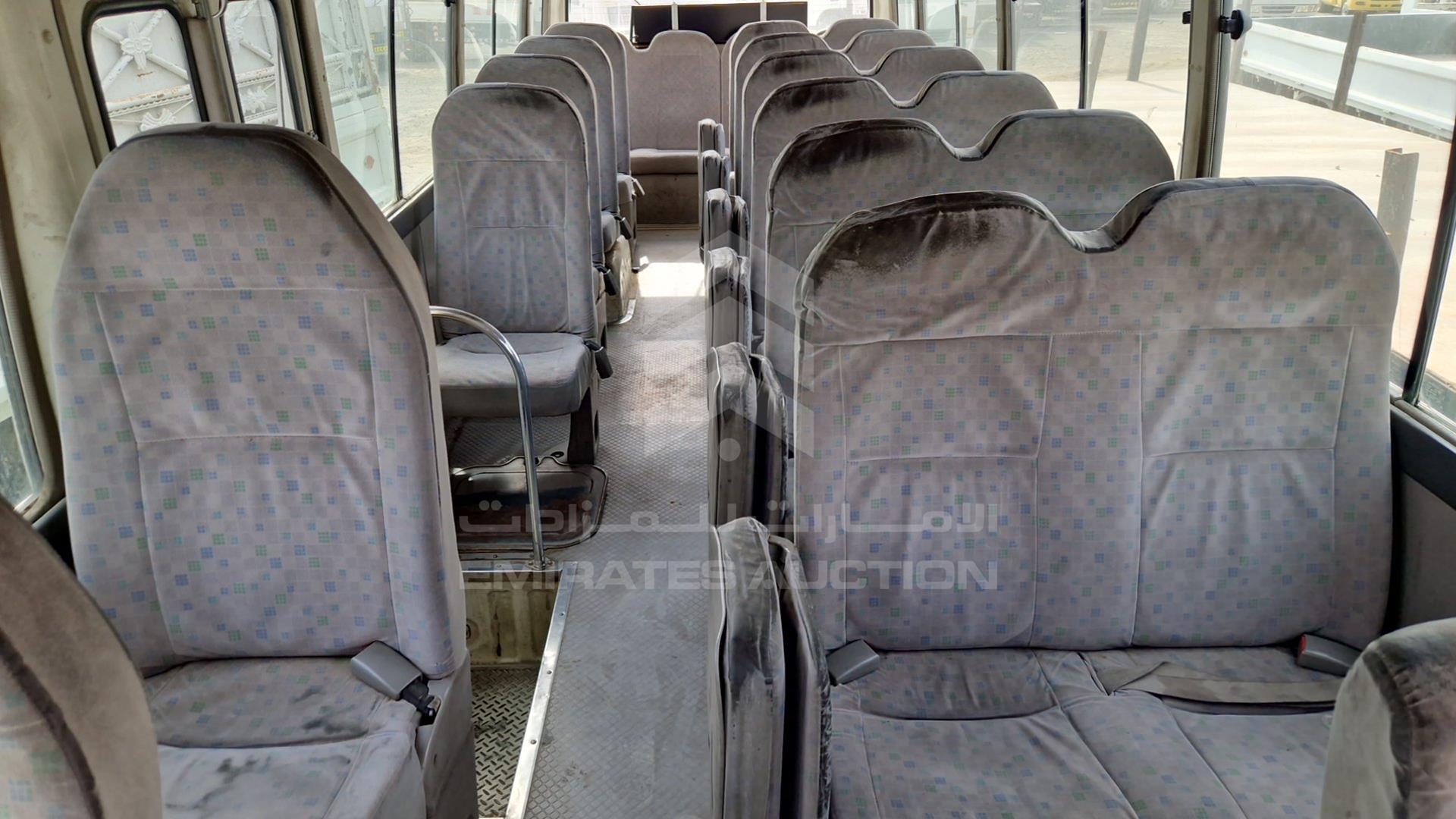 2015 TOYOTA COASTER VIN: JTGFK518XF4023019