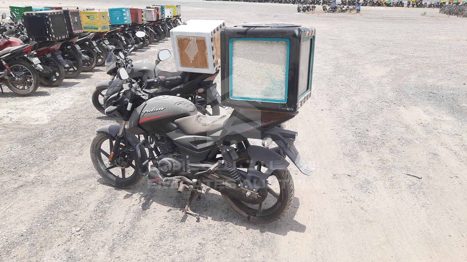 2022 BAJAJ 150 CC VIN: MD2A11CX4NCM72301