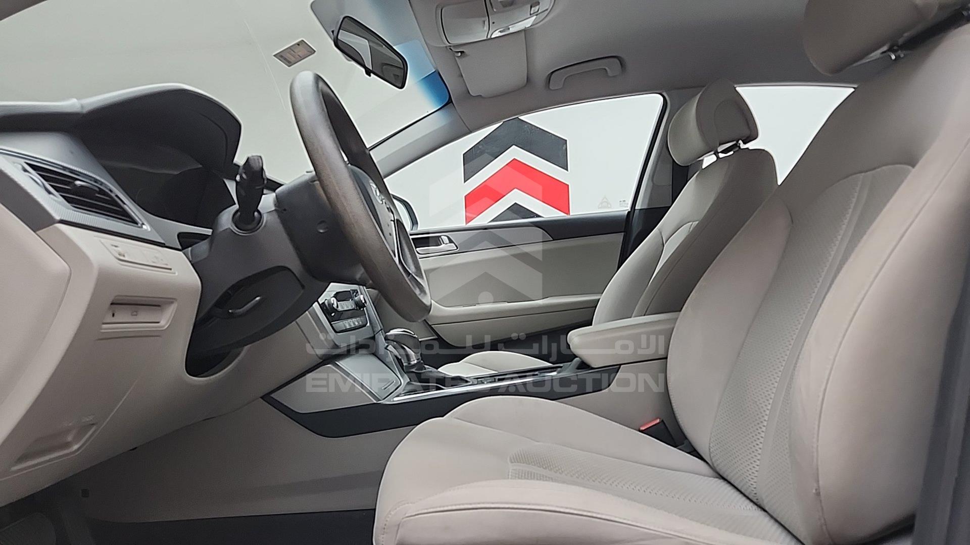 2015 HYUNDAI SONATA VIN: KMHE241G3FA055916
