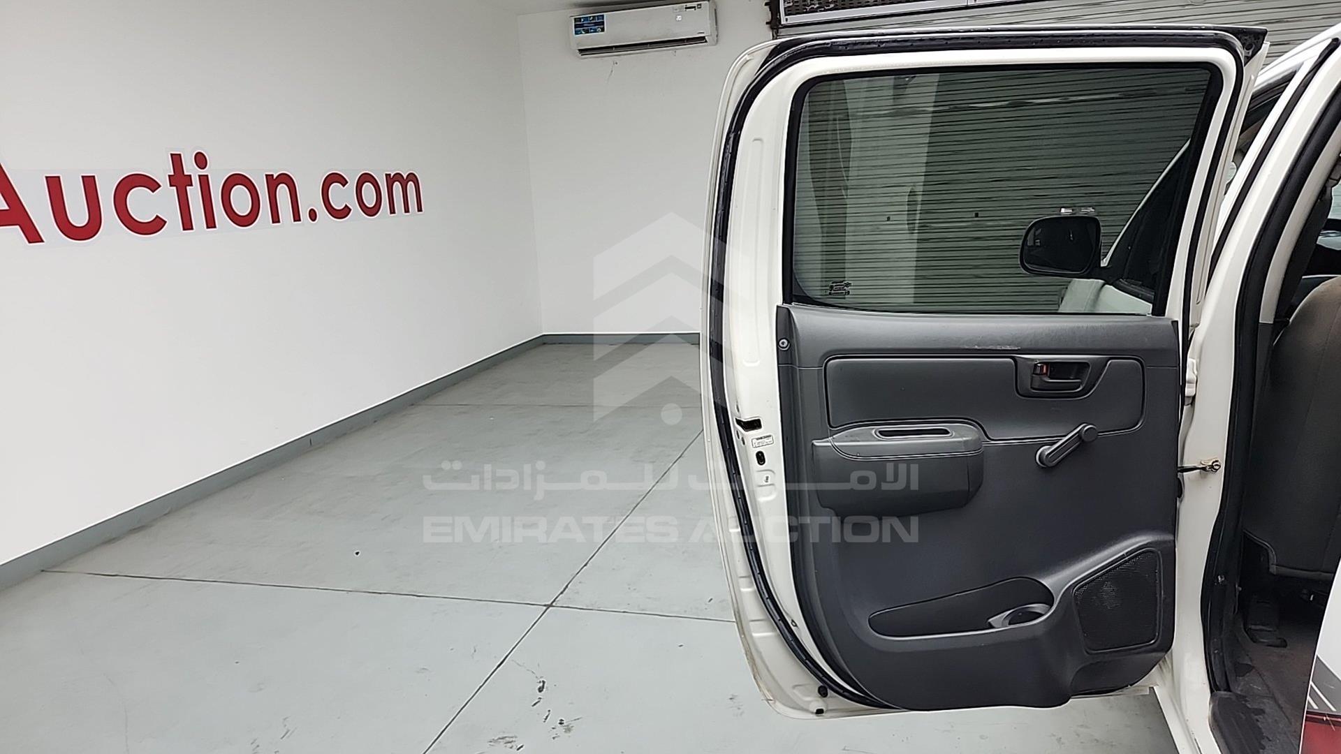 2012 TOYOTA HILUX VIN: MR0FX22GXC1334547