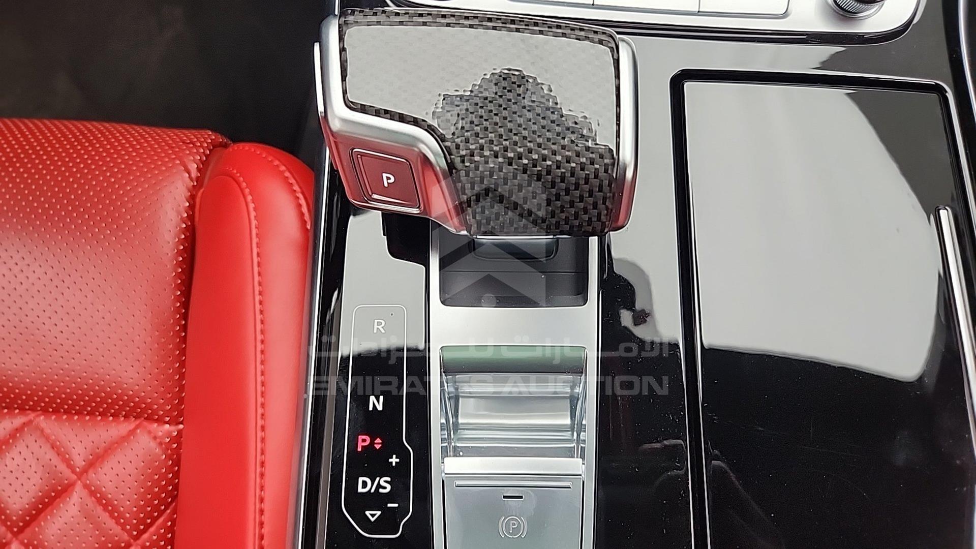 2020 AUDI S8 VIN: WAUZZZF85LN013510