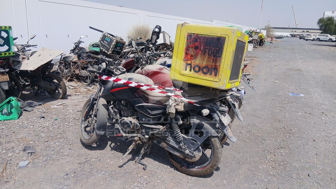 4 Motorbikes — الزاوية الخلفية اليسرى — صورة 7