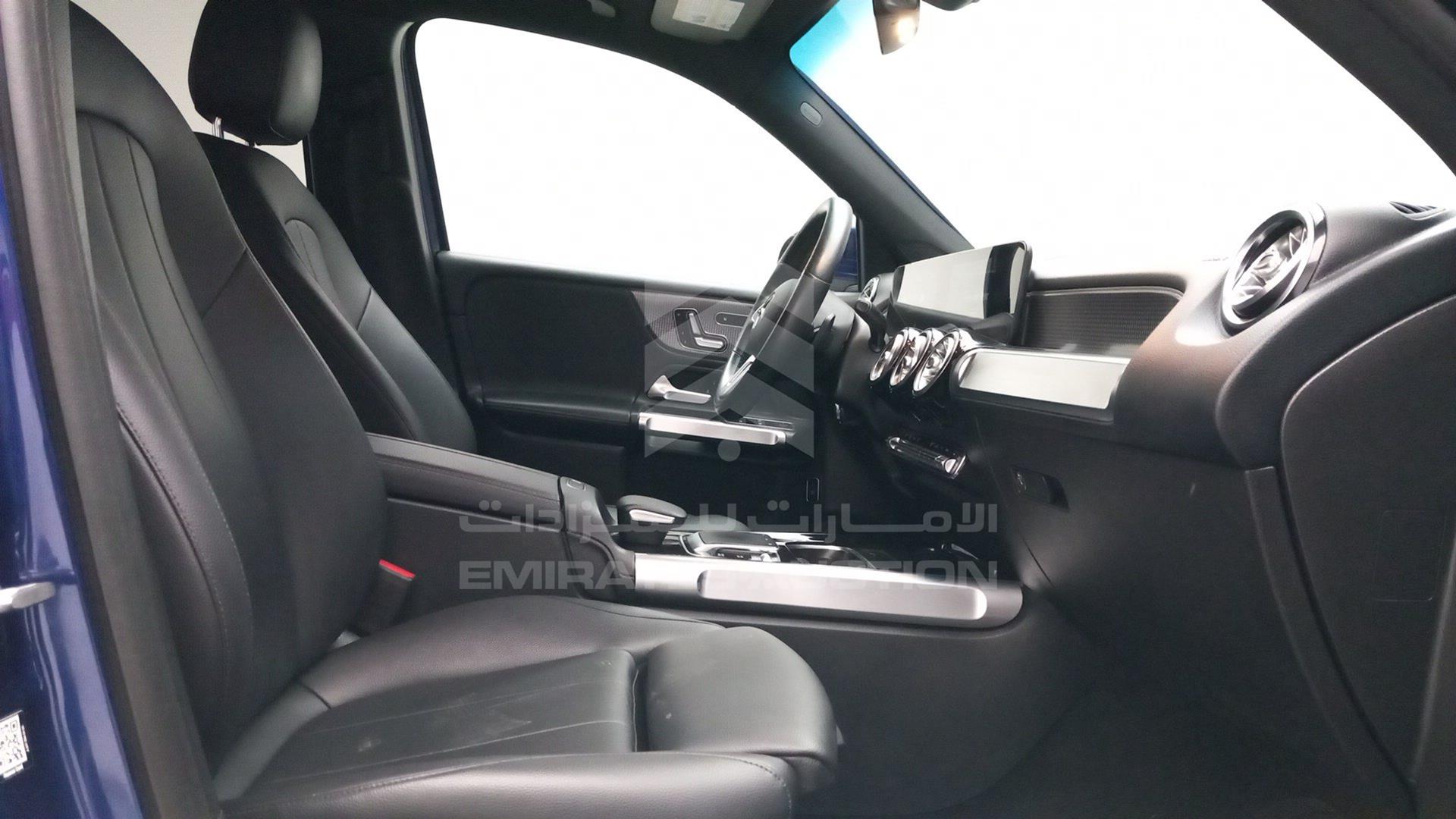 2020 MERCEDES GLB 250 VIN: W1N4M4HB5LW042371