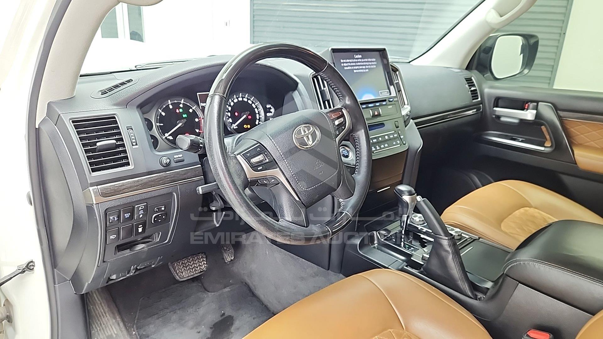 2021 TOYOTA LAND CRUISER VIN: JTMHX01J6M4225253