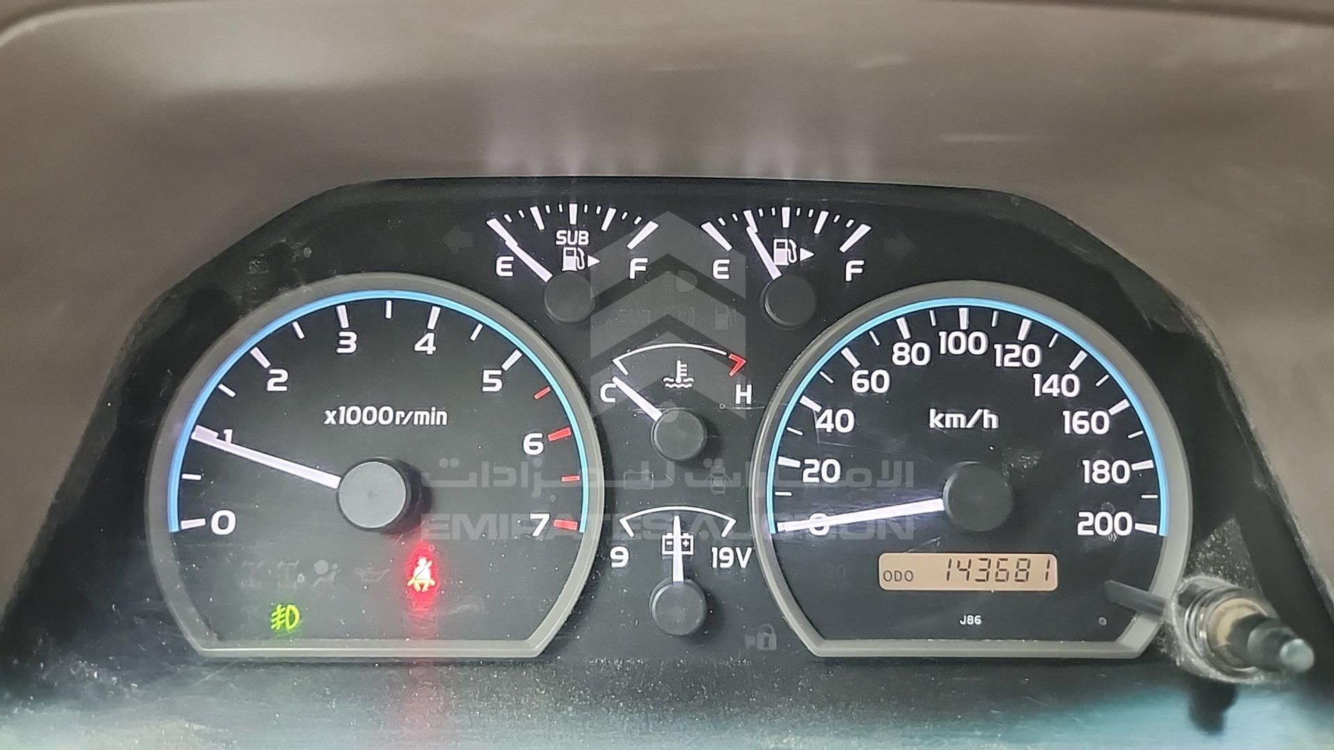 2012 TOYOTA LAND CRUISER VIN: JTFLU73J2C4522860