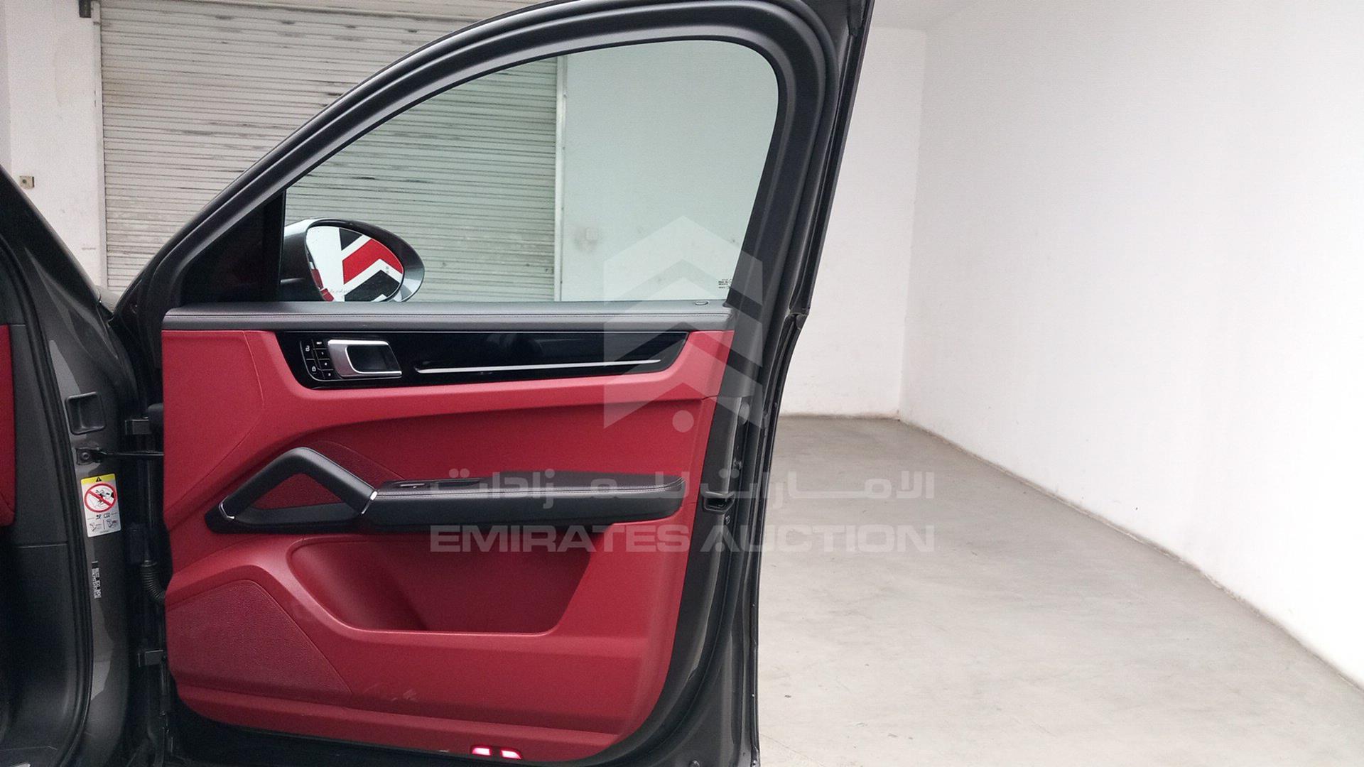 2020 PORSCHE CAYENNE VIN: WP1BA2AY0LDA47899