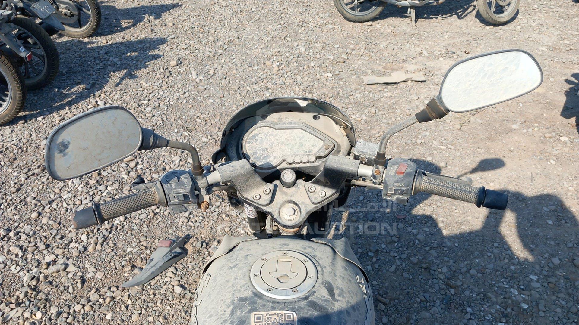 2014 BAJAJ 150 CC VIN: MD2A11CZ5EWC43693