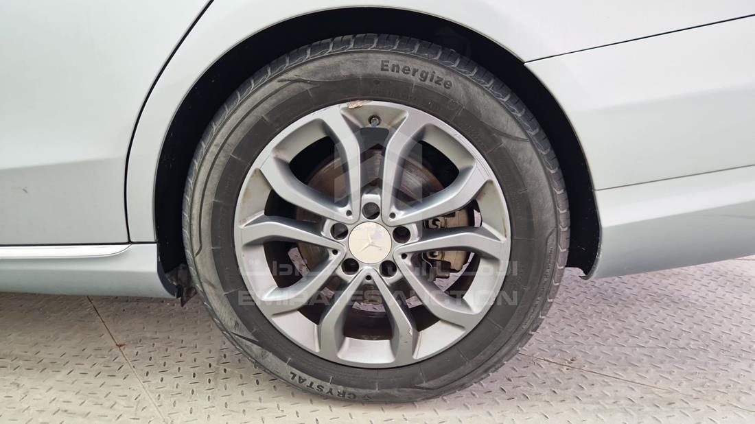 2016 Mercedes C 200 — Rear Left Tyre — Photo 31