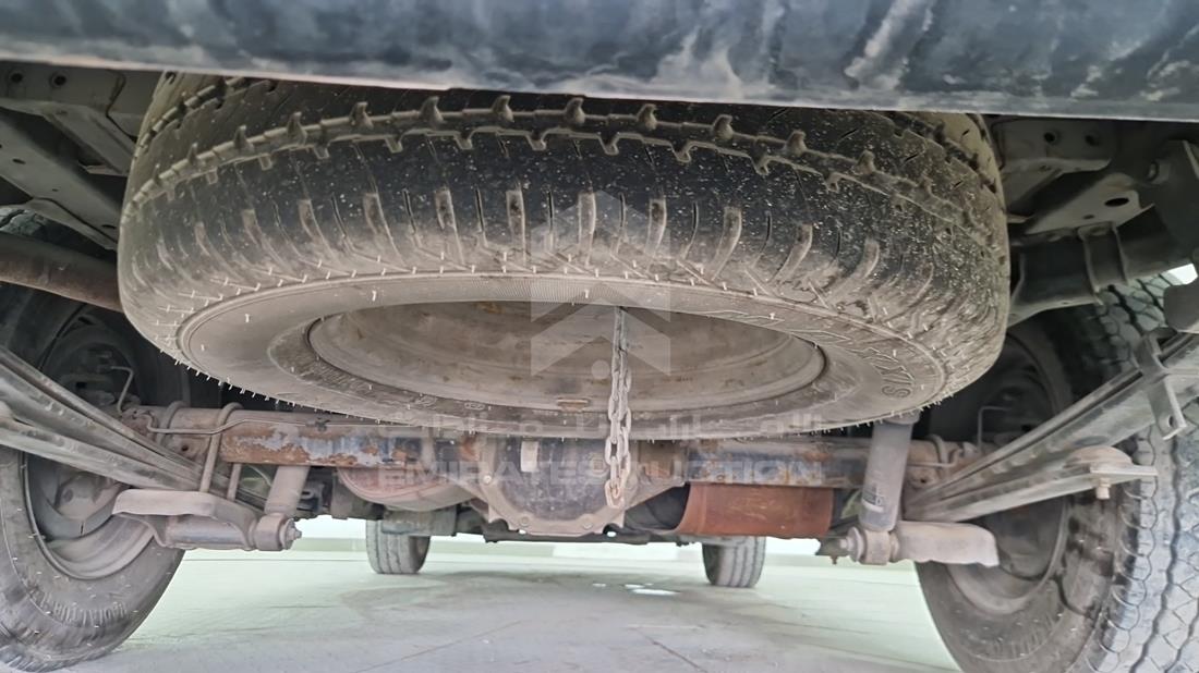2016 Nissan Urvan — Spare Tyre — Photo 15