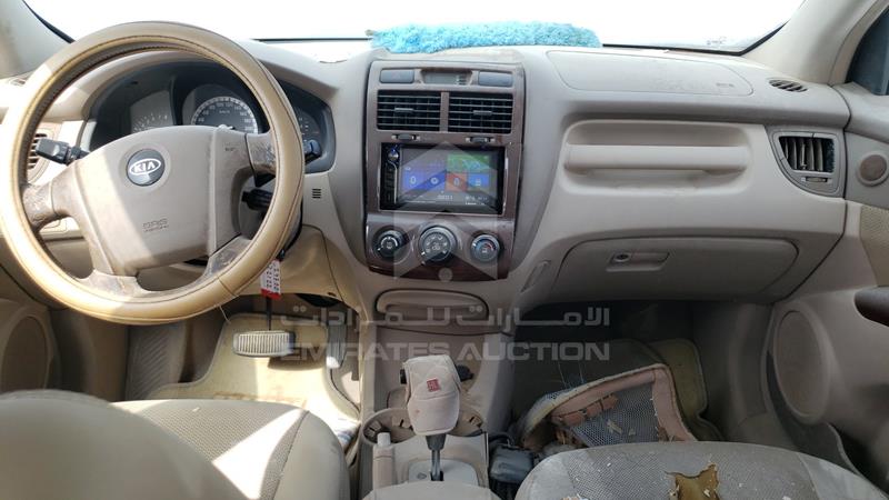 VIN: KNAJE553X67297006 Auction: EmiratesAuction Lot: 405242 VIN: KNAJE553X67297006 Kia Sportage 2006 -- Photo 16