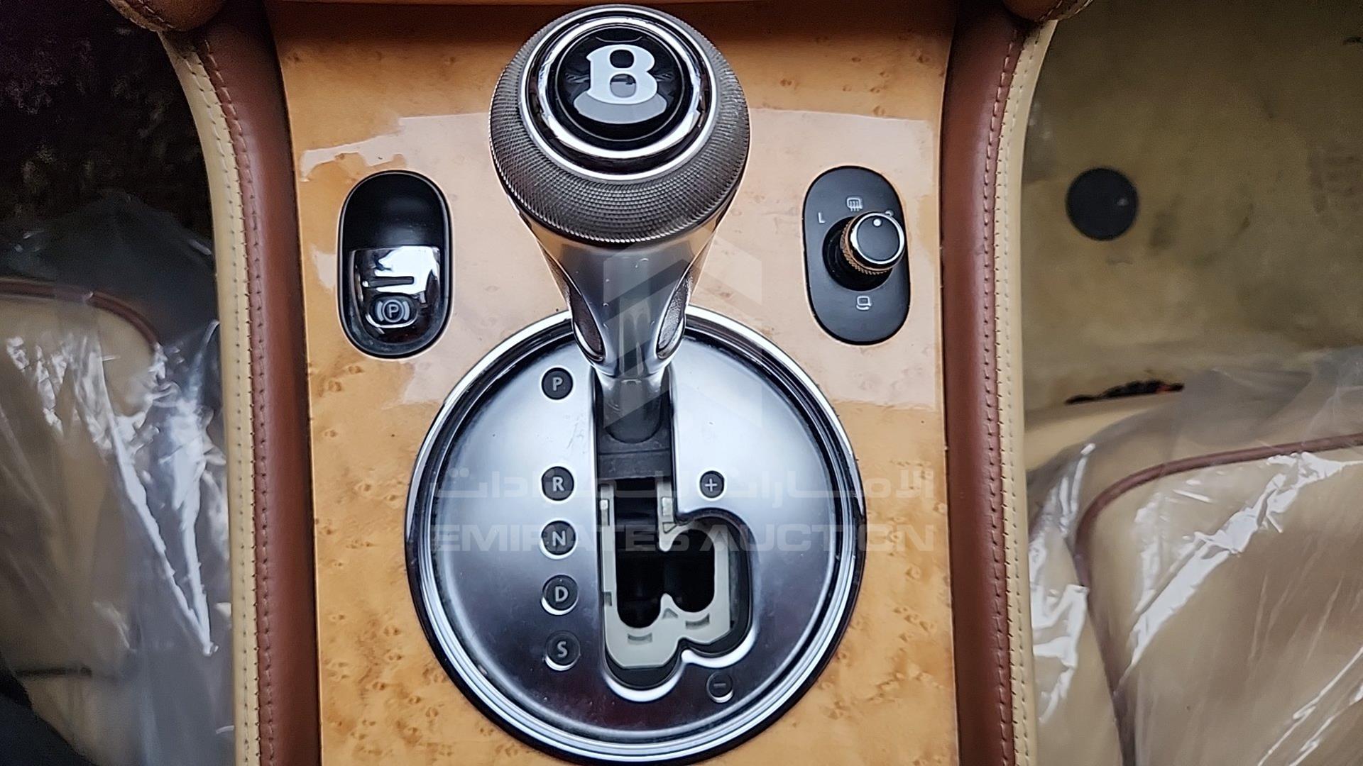 2011 BENTLEY CONTINENTAL VIN: SCBBR9ZA7BC067021