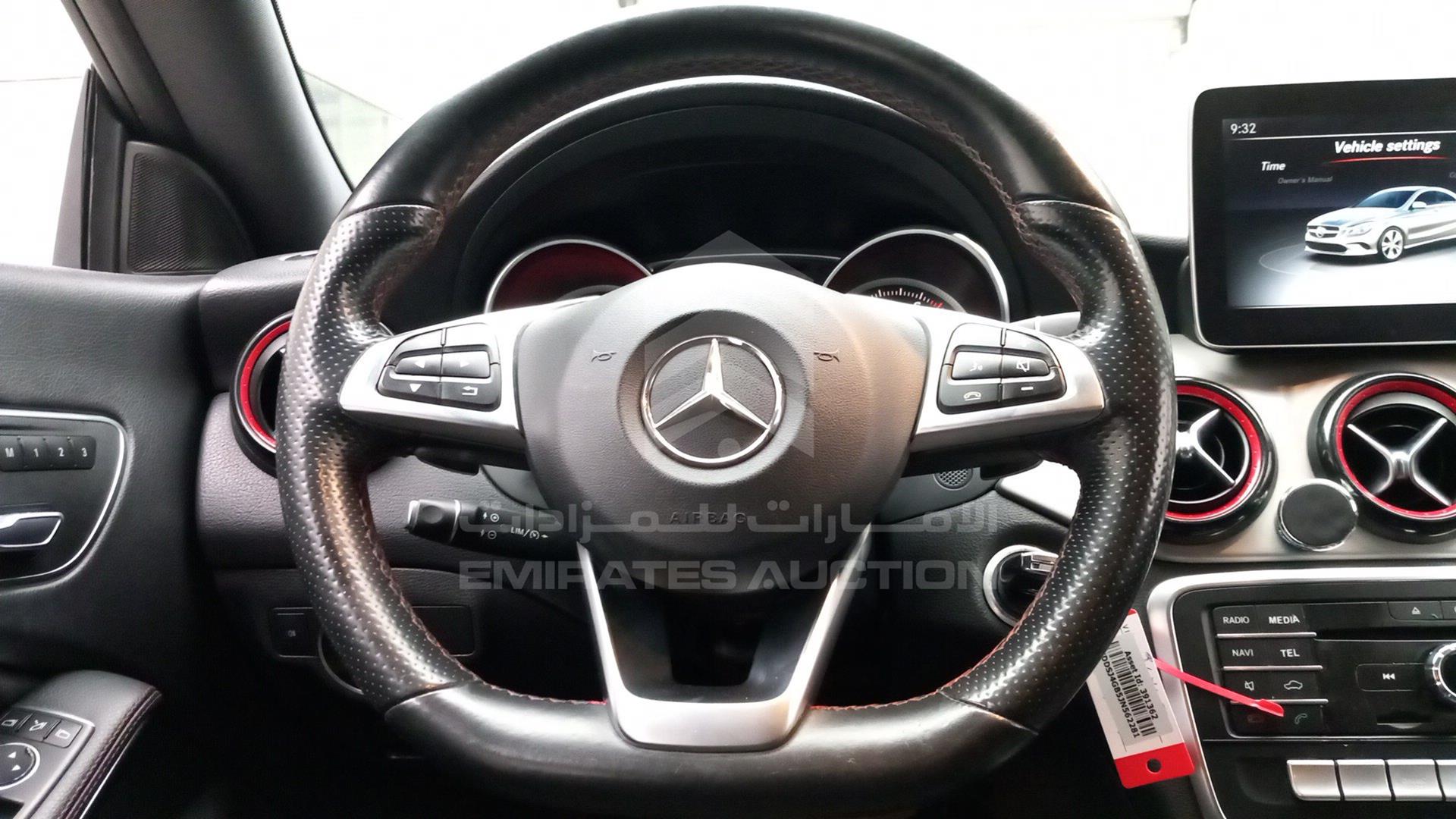2018 MERCEDES CLA 250 VIN: WDDSJ4GB5JN562281