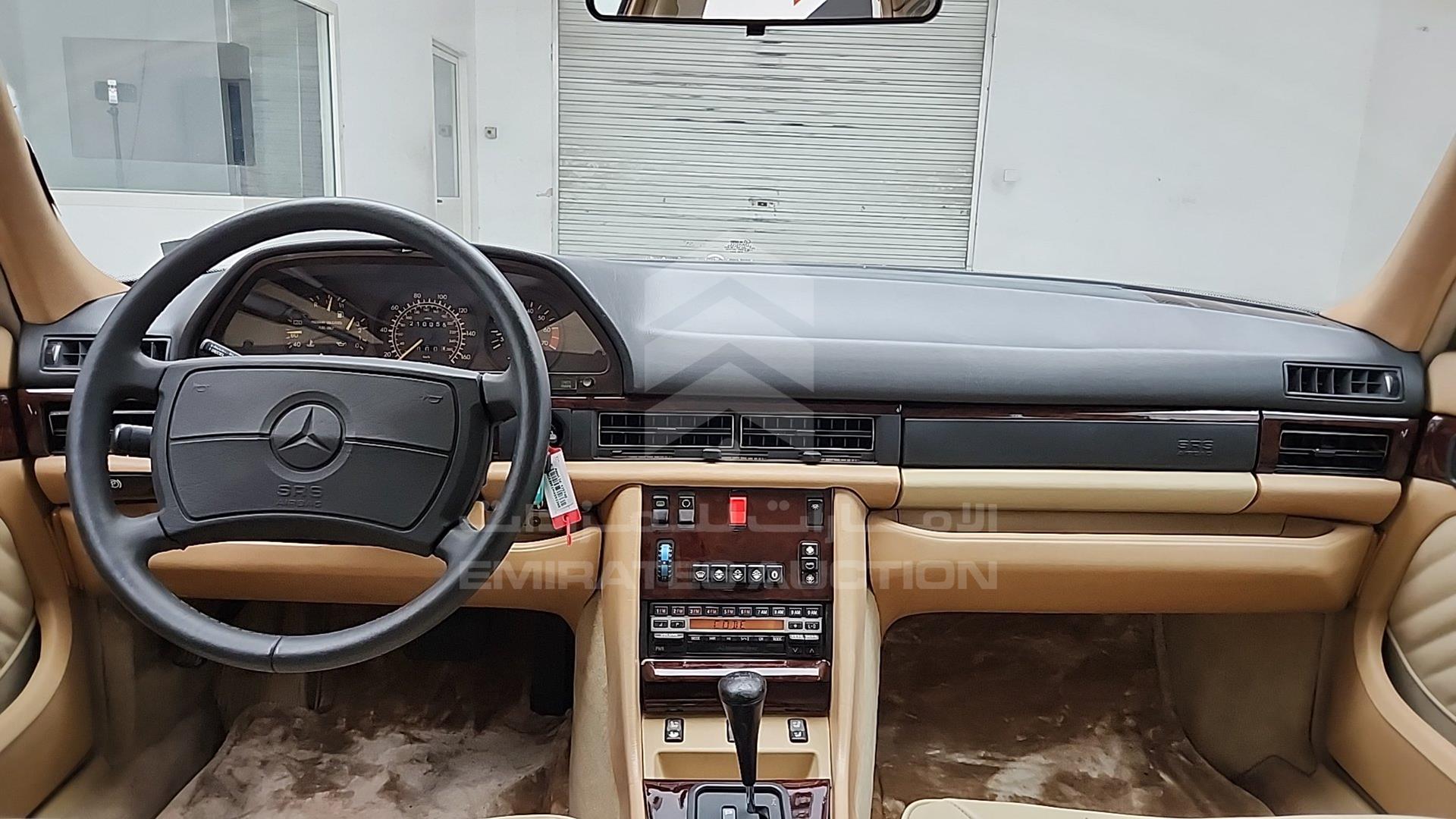 1991 MERCEDES SEL 560 VIN: WDBCA39E1MA592260
