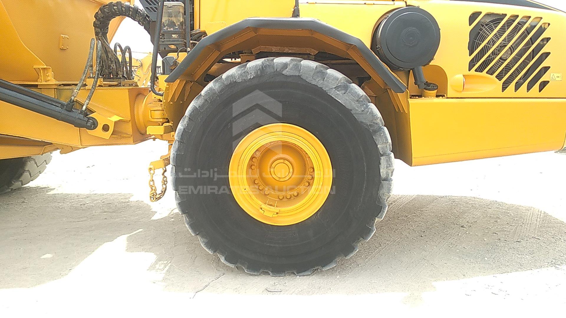 2011 VOLVO A 40 E VIN: VCE0A40EA00013516