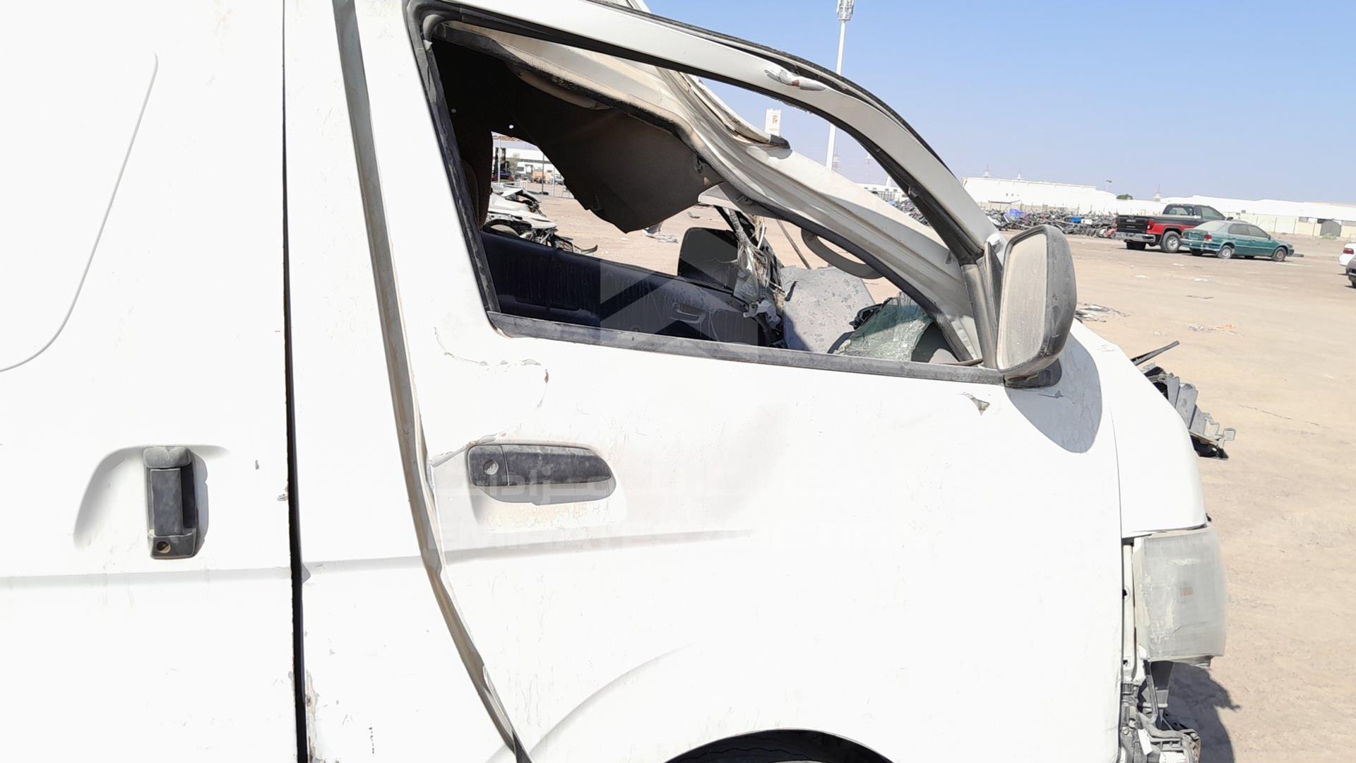 2011 TOYOTA HIACE VIN: JTFPX22P7B0028839