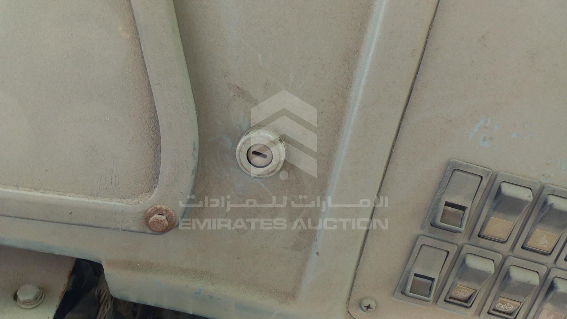 2008 ASHOK LEYLAND --- VIN: MB1PAEFA585157653