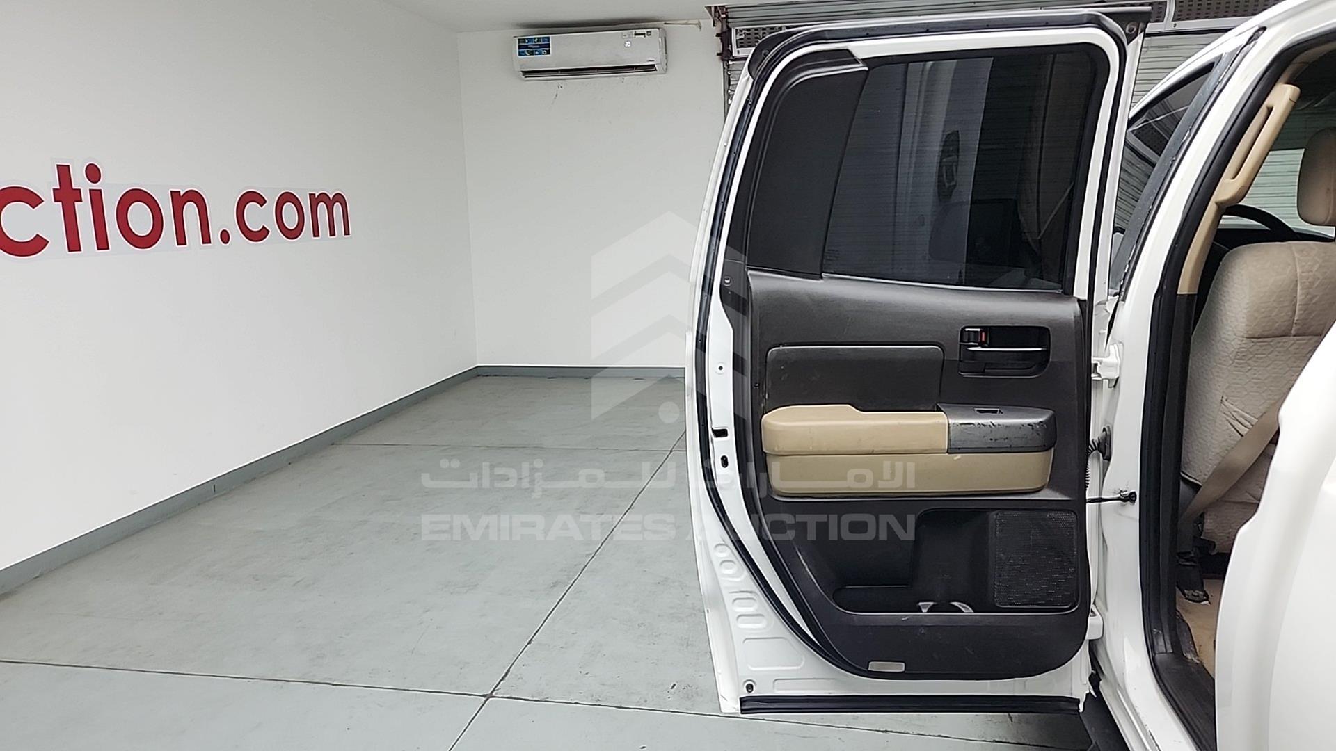 2010 TOYOTA TUNDRA VIN: 5TFUW5F1XAX120085
