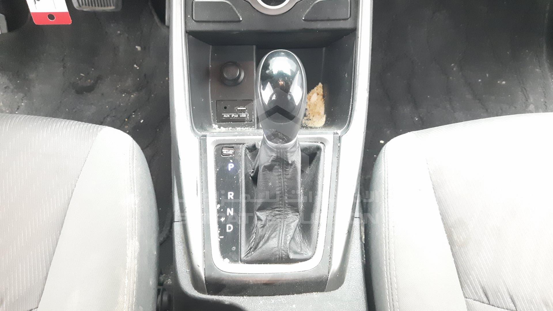 2015 HYUNDAI ELANTRA VIN: KMHDG41E6FU110532
