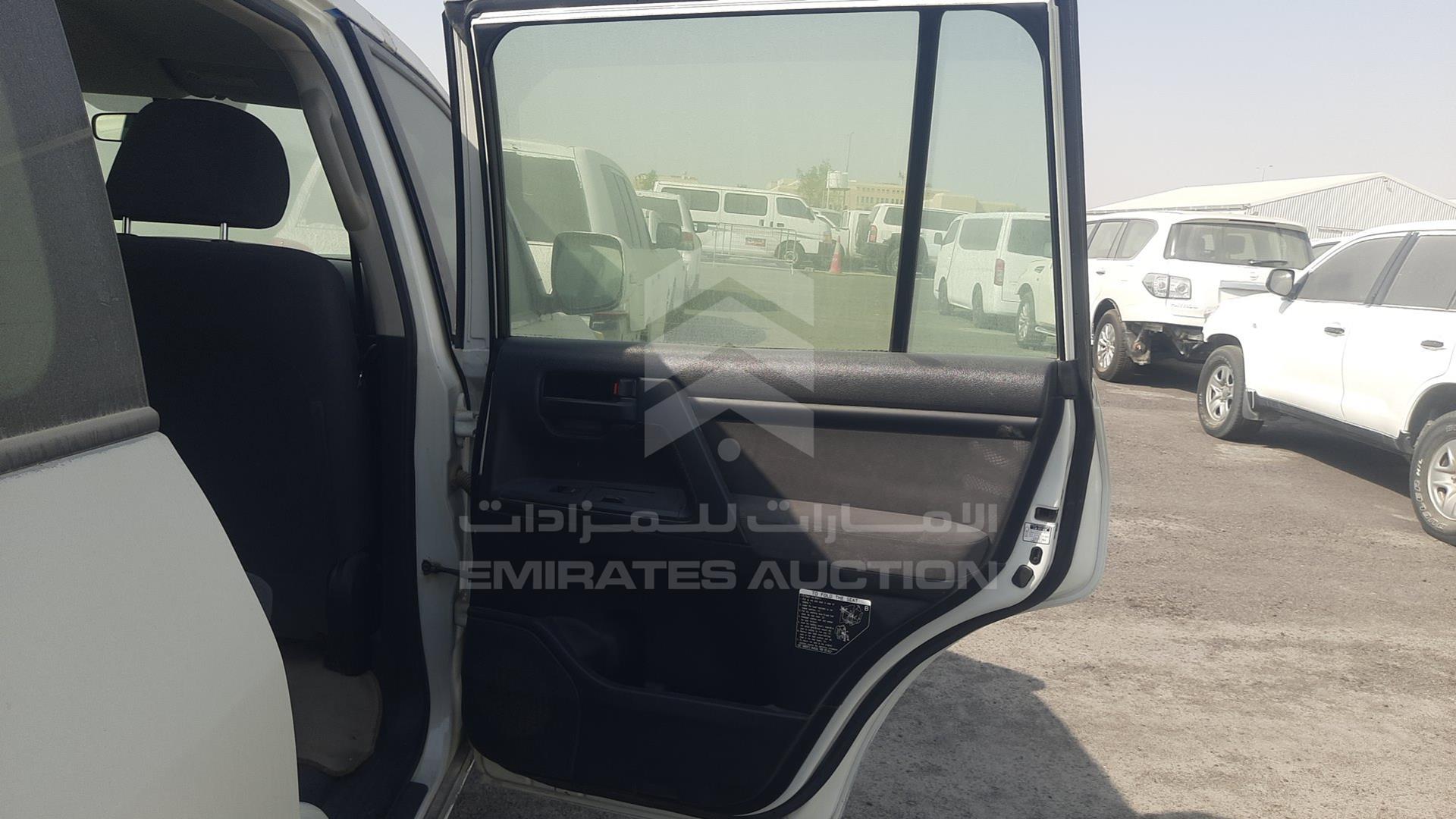 2012 TOYOTA LAND CRUISER VIN: JTMDU09J7C5057367