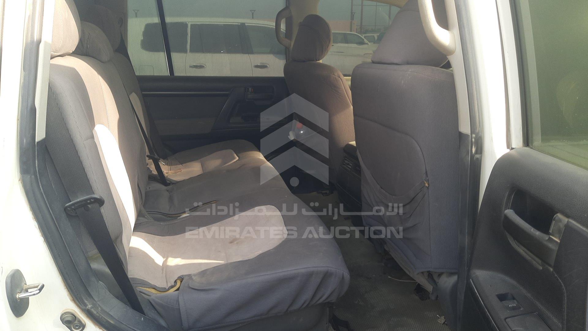 2011 TOYOTA LAND CRUISER VIN: JTMDU09J3B4034785