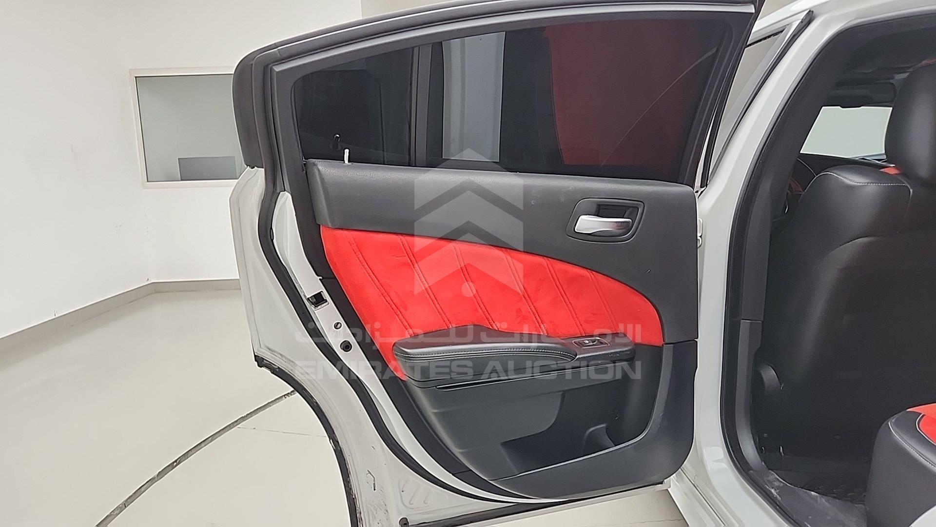 2018 DODGE CHARGER VIN: 2C3CDXCT1JH163385
