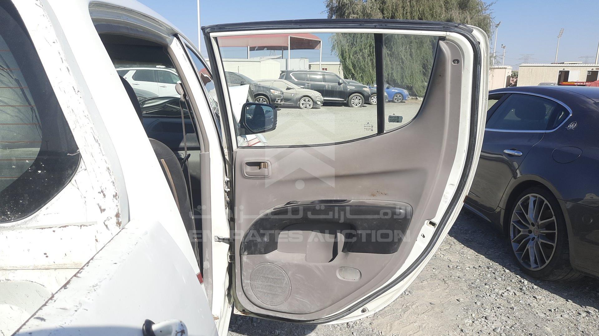 2010 MITSUBISHI L 200 VIN: MMBJNKA50AD031418