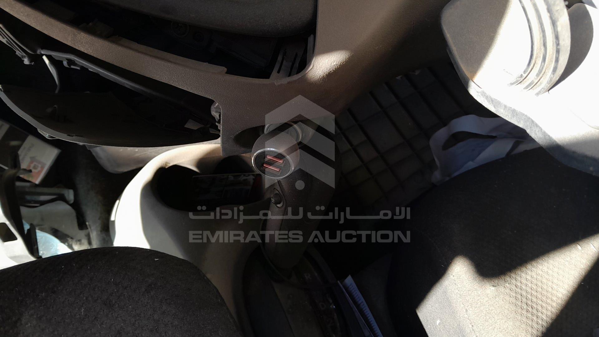 2005 DAIHATSU SIRION VIN: JD1GM301951010766
