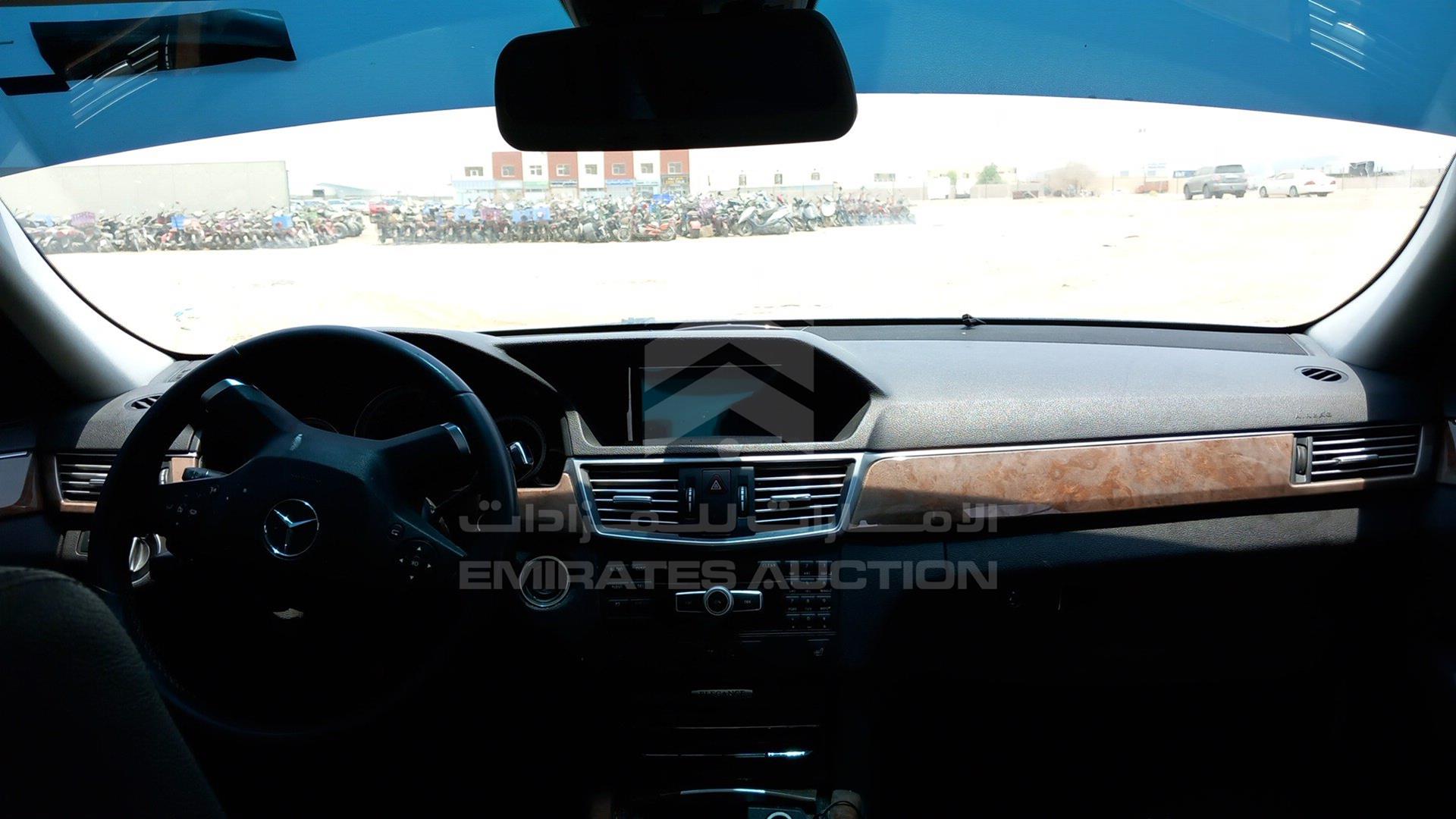 2012 MERCEDES E 300 VIN: WDDHF5DB2CA573075