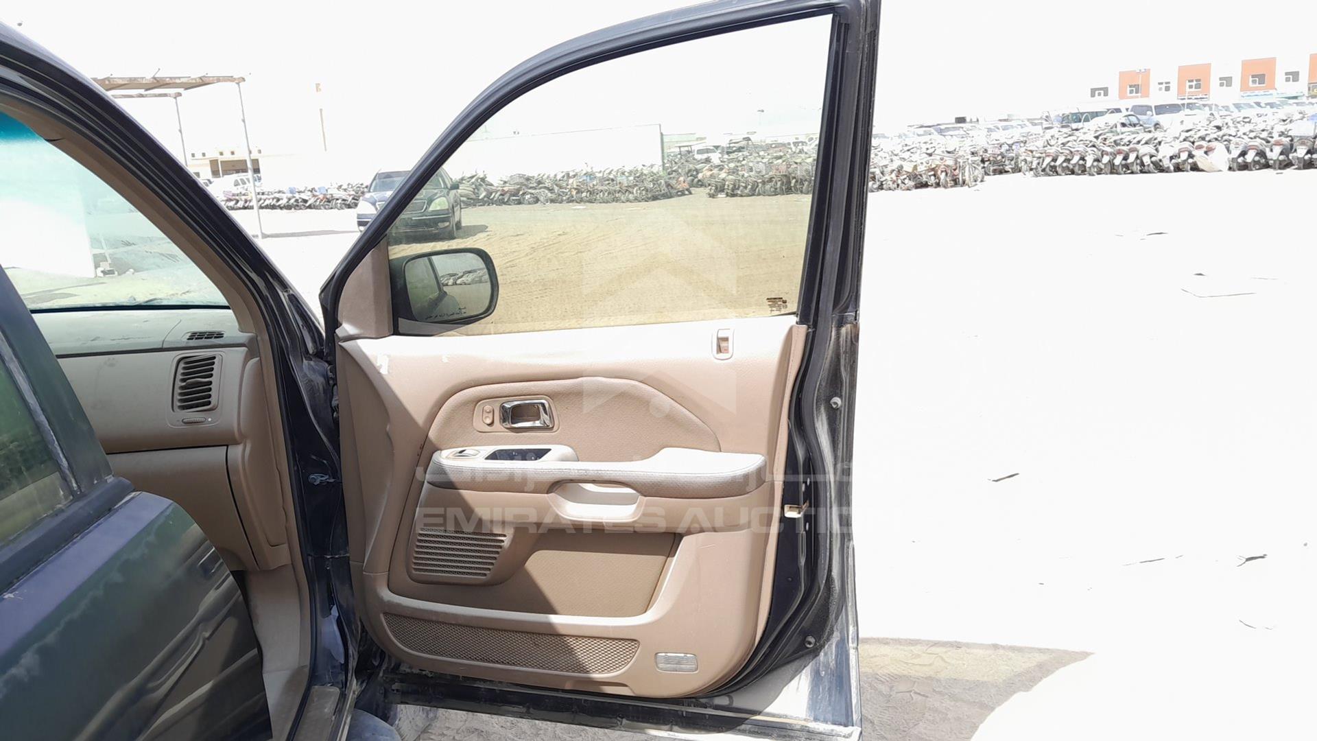 2004 HONDA MRV VIN: 2HKYF18554H700418