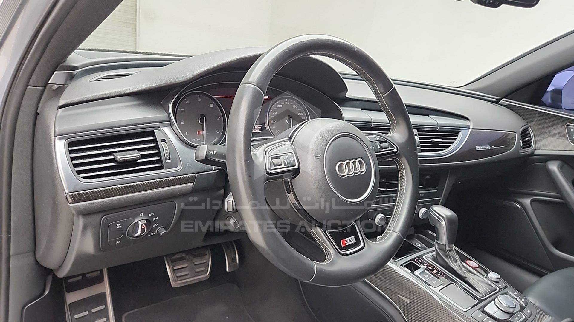 2016 AUDI S6 VIN: WAUB2CFCXGN006369