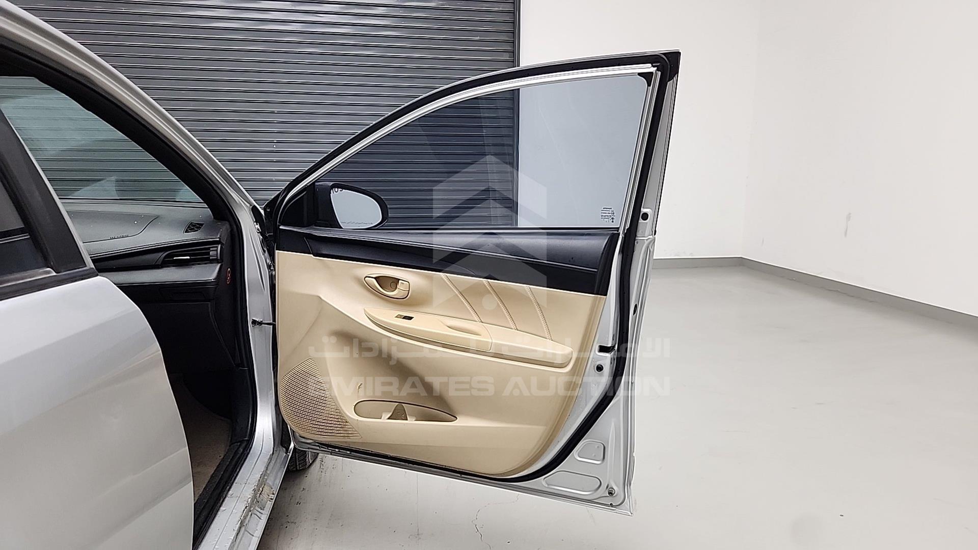 2015 TOYOTA YARIS VIN: MR2KW9F31F1091594