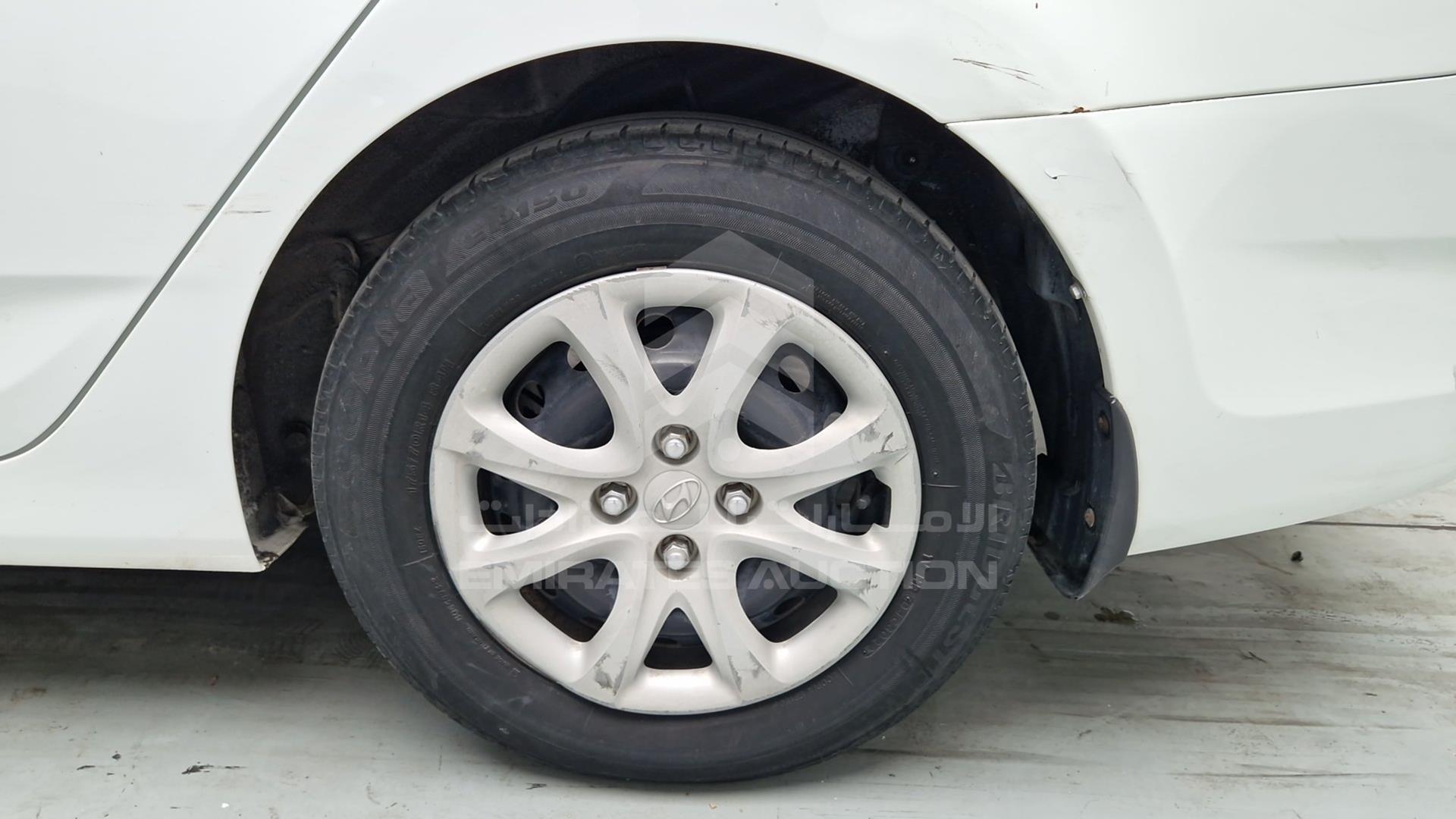 2015 HYUNDAI ACCENT VIN: KMHCT41D0FU771794