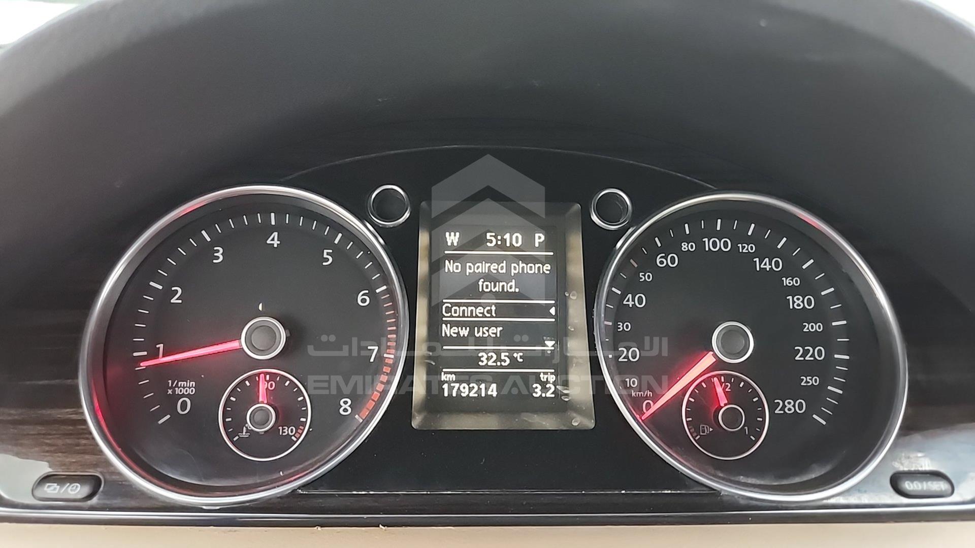 2015 VOLKSWAGEN PASSAT VIN: WVWAP2AN3FE801684