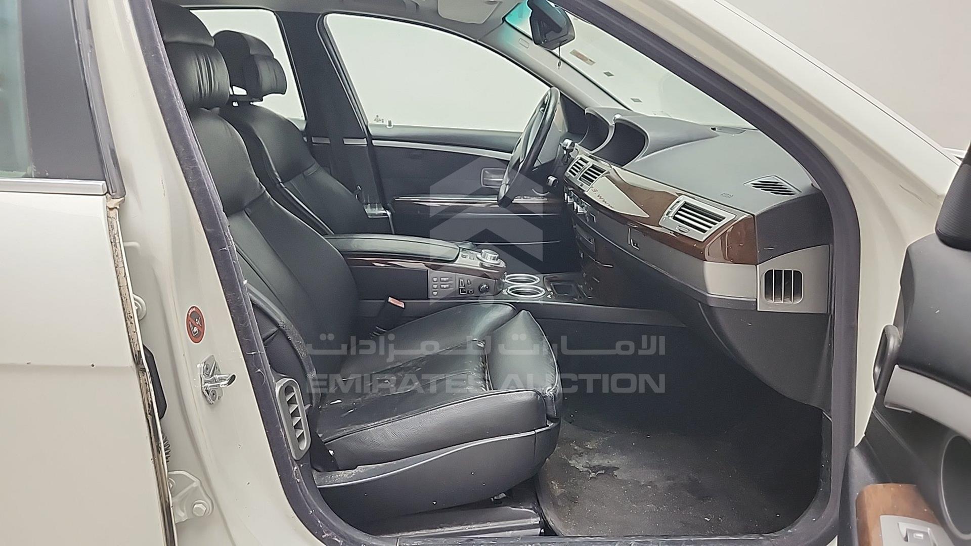 2007 BMW 750 VIN: WBAHL81020DH76291