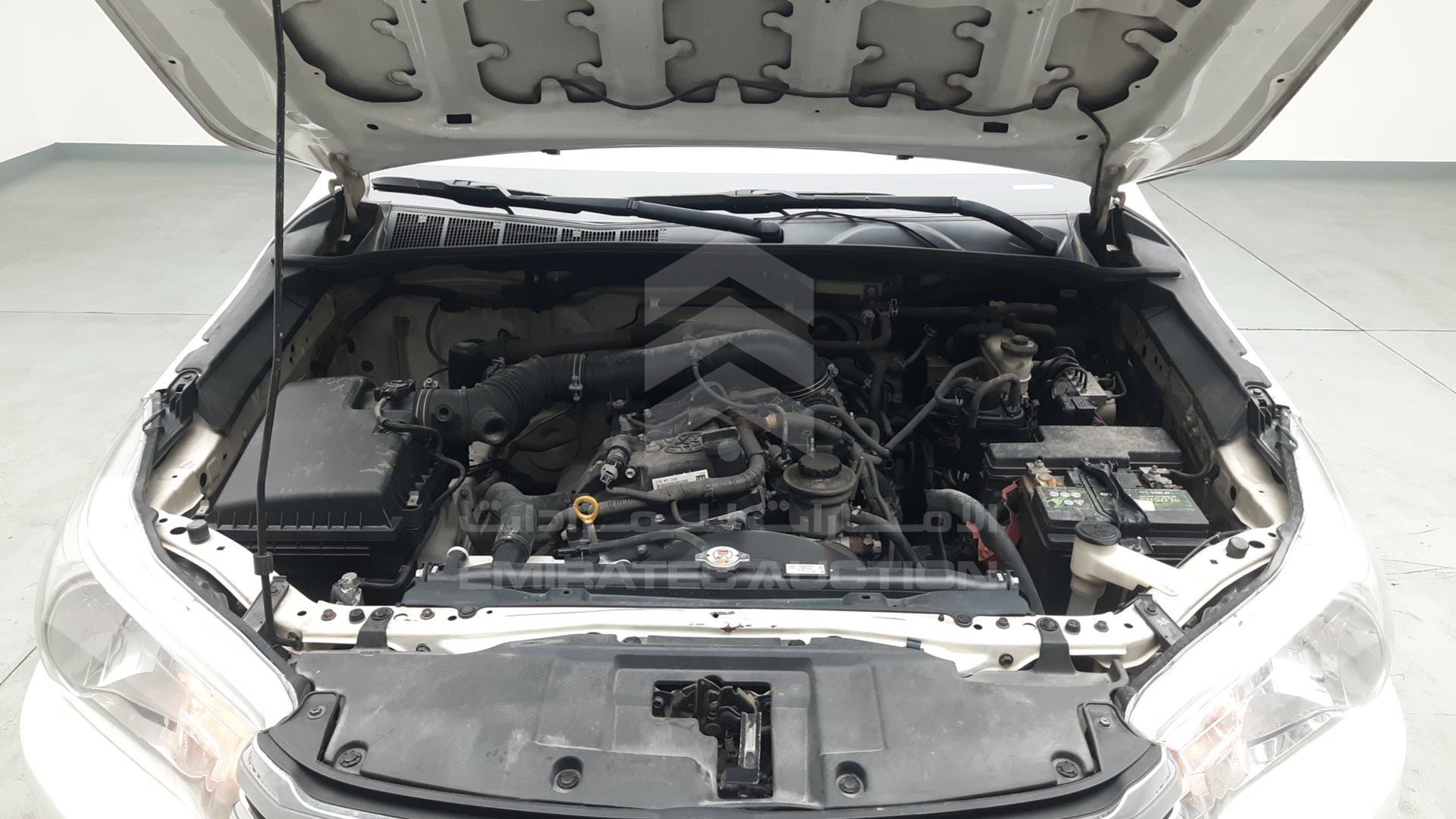 2017 TOYOTA HILUX VIN: MR0CX8CD3H0542227