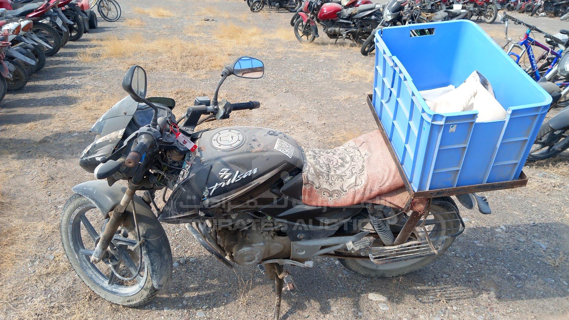 2015 BAJAJ PULSAR VIN: MD2A11CZ6FWG47586