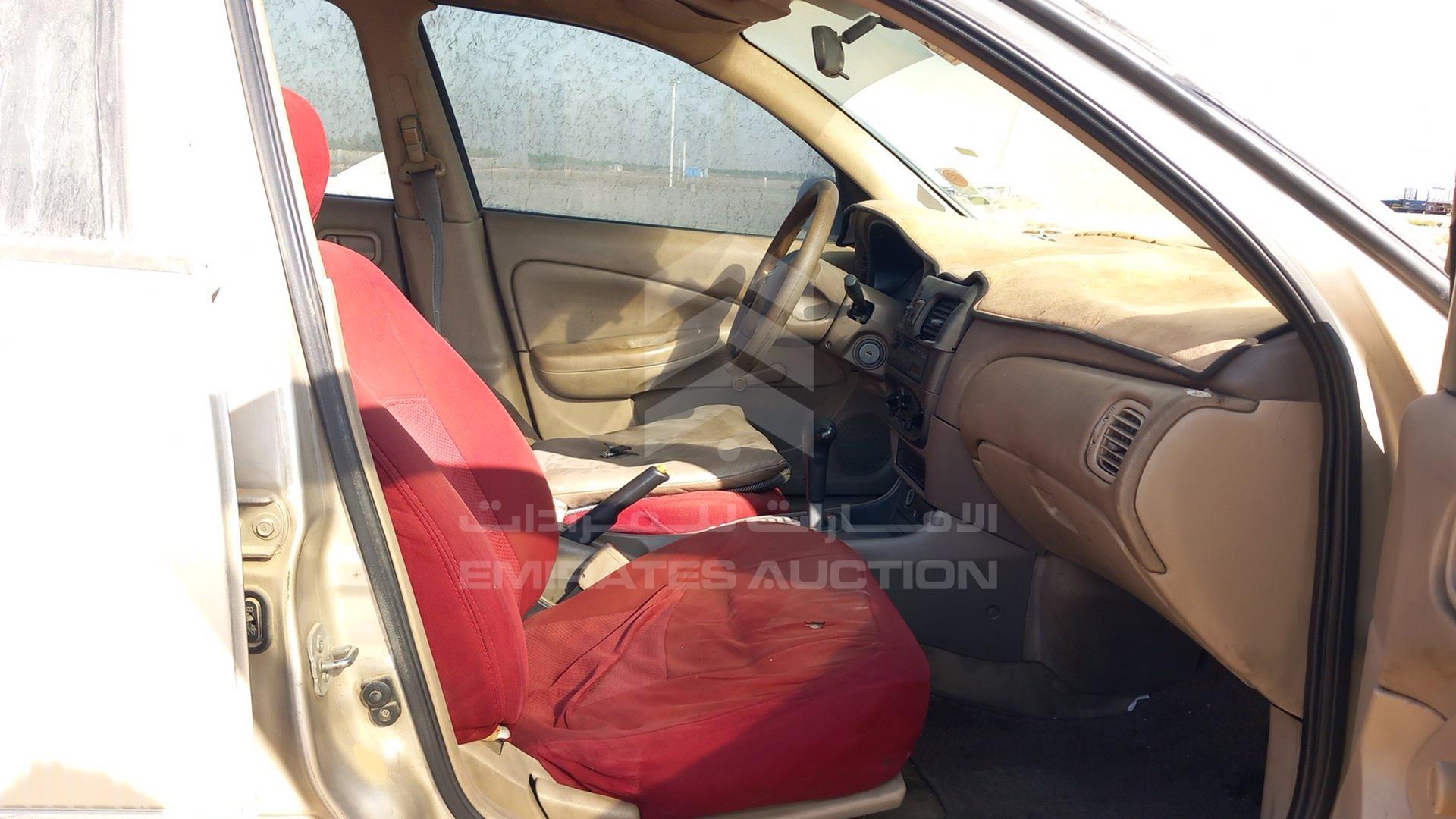 2004 NISSAN SUNNY VIN: JN1FN61C74W063383