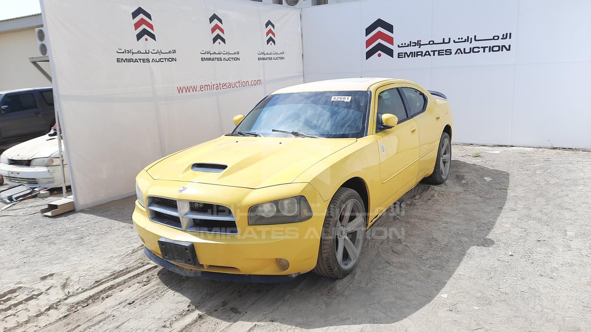 2008 DODGE CHARGER VIN: 2B3KA33G18H316452