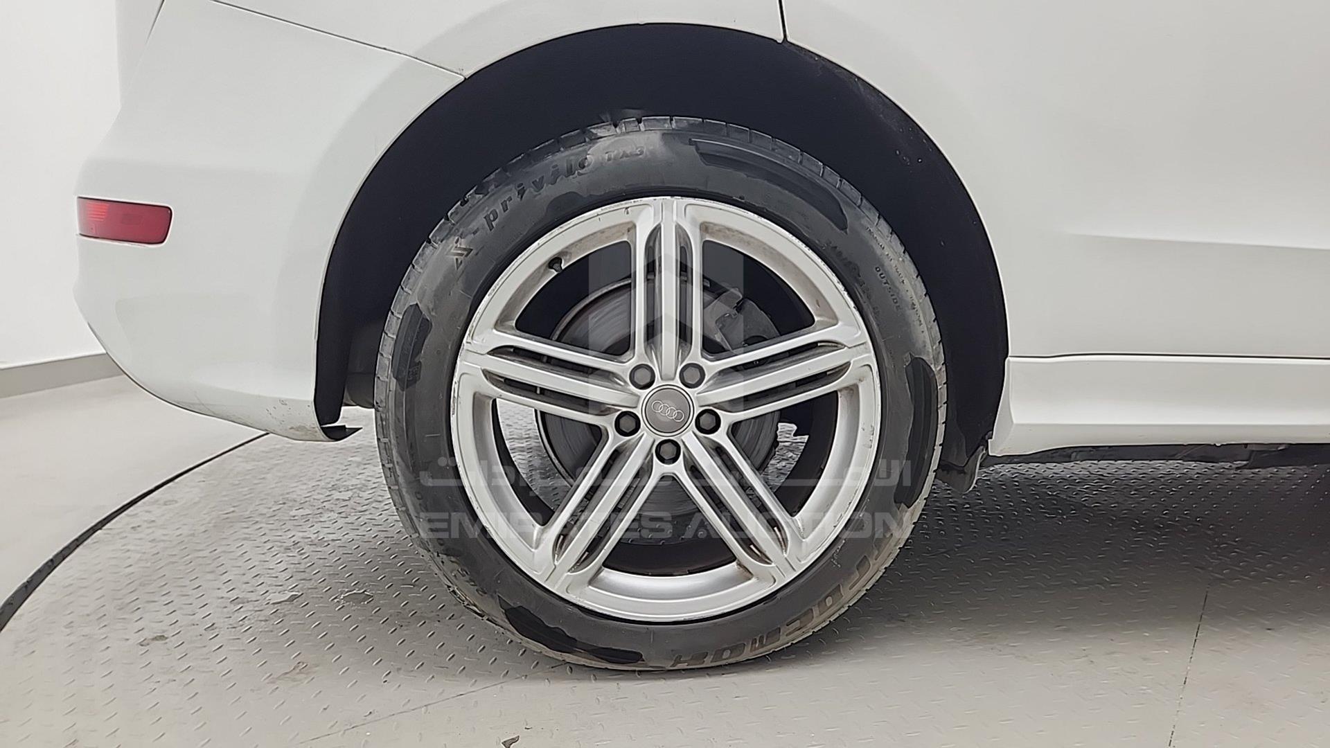 2014 AUDI Q5 VIN: WA1CGCFP3EA059022