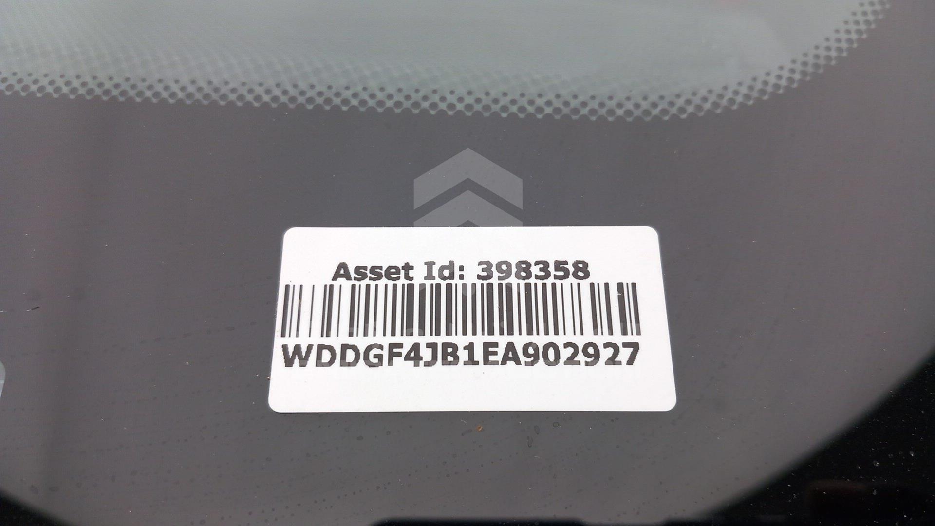 2014 MERCEDES C200 VIN: WDDGF4JB1EA902927