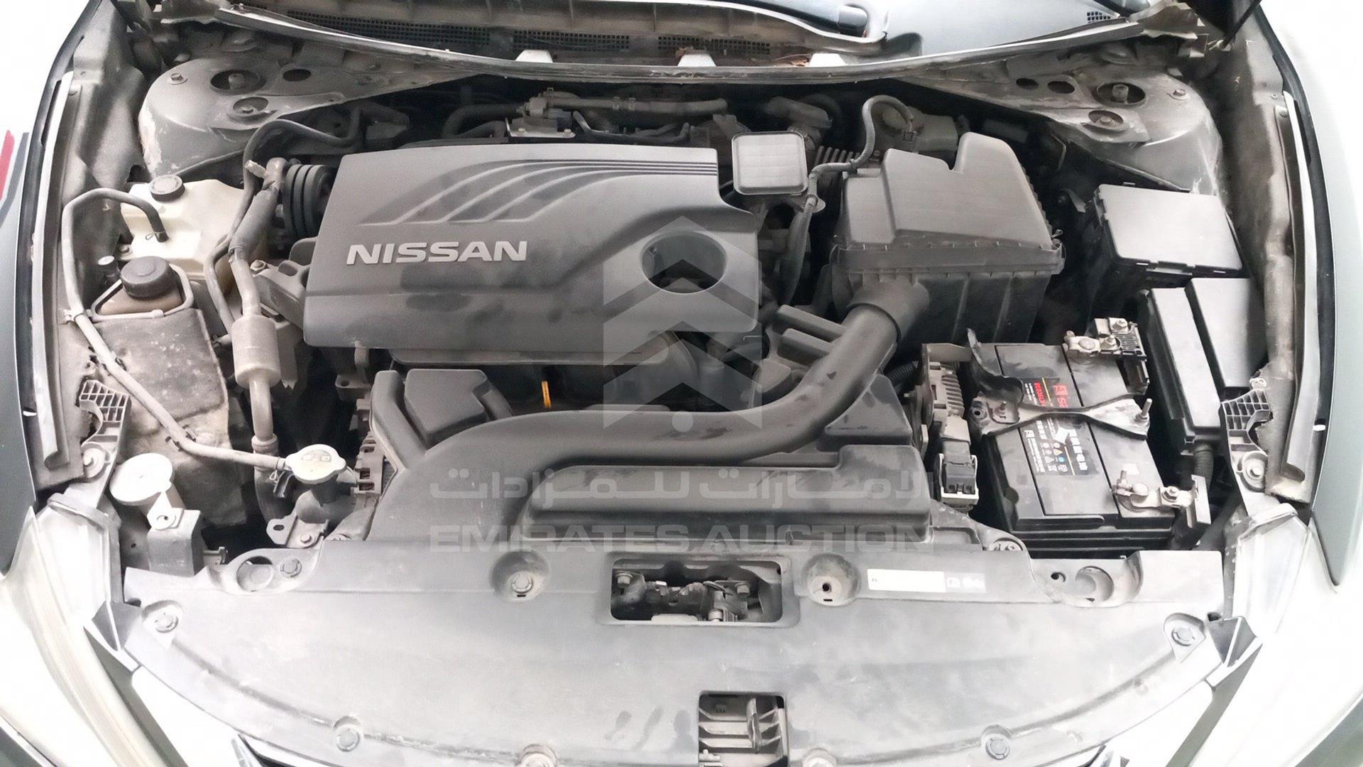2017 NISSAN TEANA VIN: LGBF5AE07HR312584