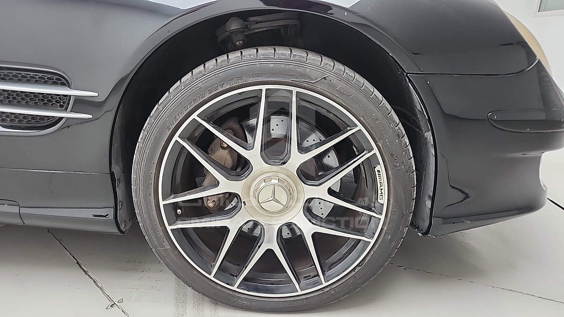 2007 MERCEDES SL 500 VIN: WDBSK71F37F122470