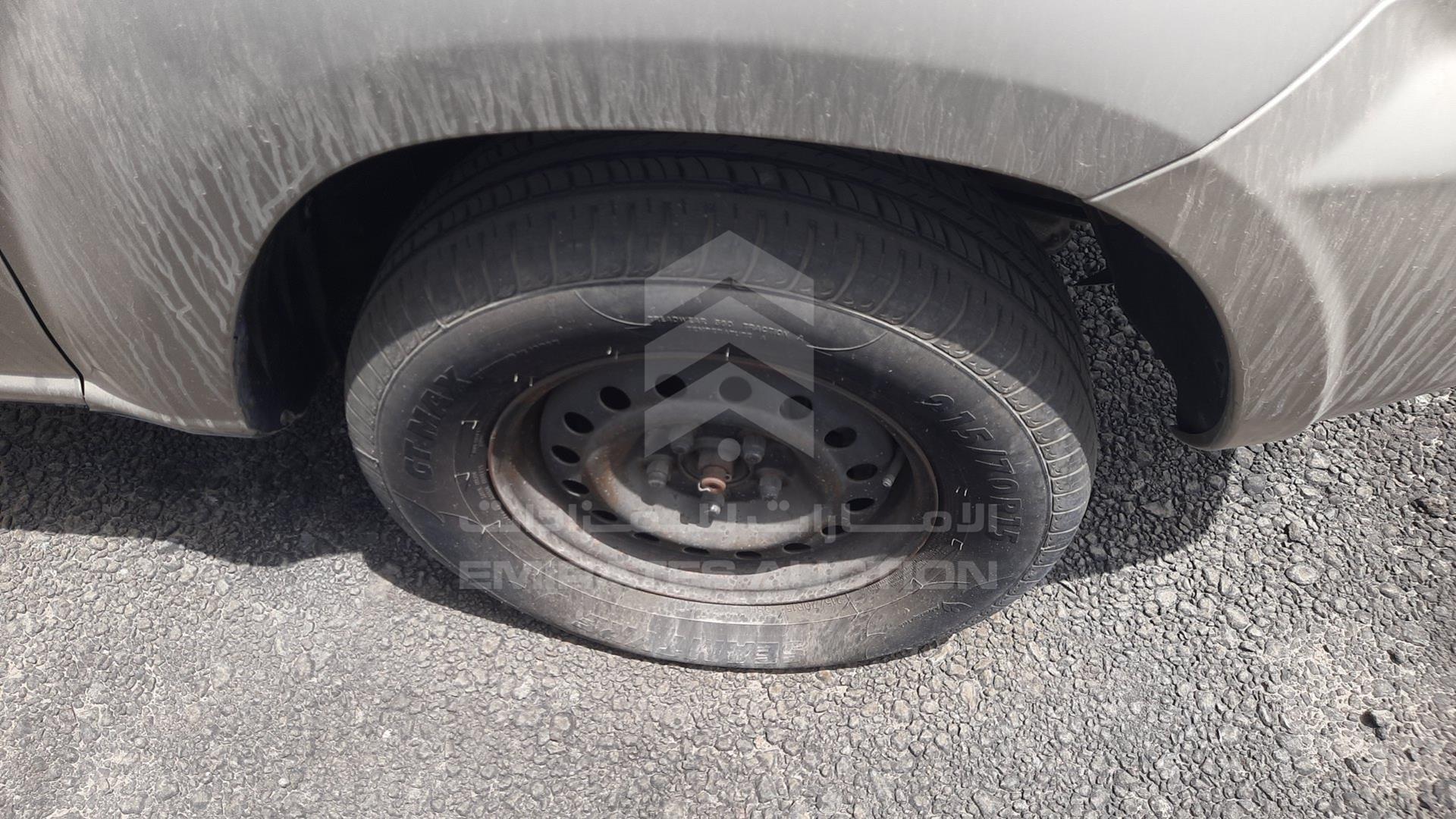 2008 NISSAN X-TRAIL VIN: JN8BT05Y98W200113