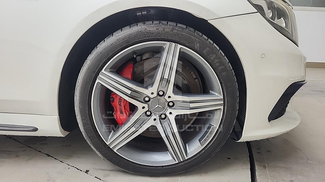 2015 Mercedes S63 AMG — Front Right Tyre — Photo 35