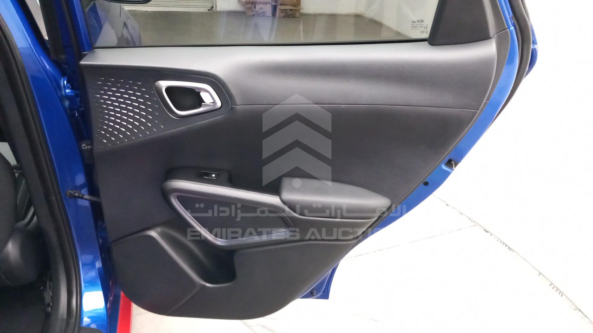 2020 KIA SOUL VIN: KNDJ63AU6L7110925