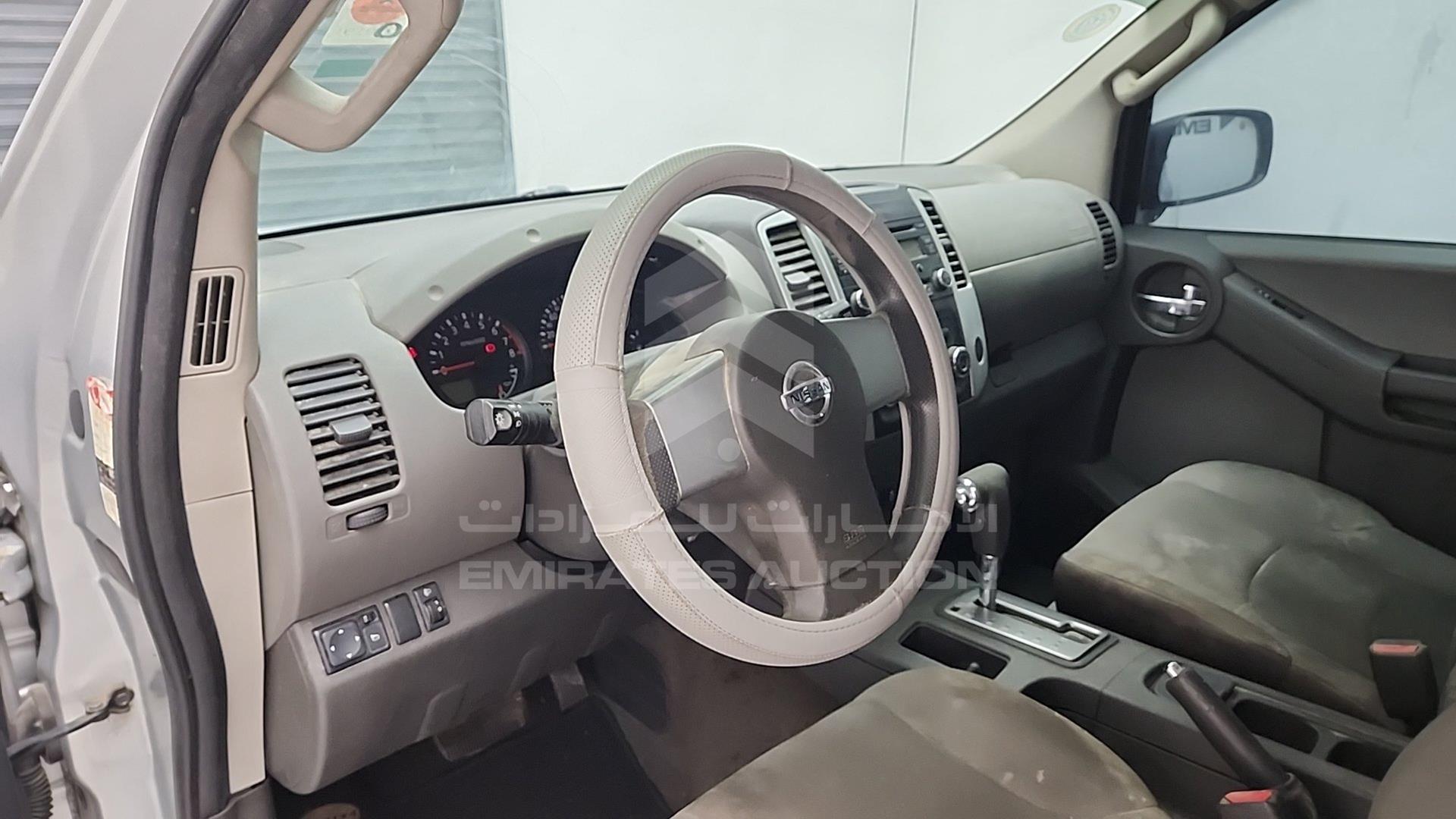2015 NISSAN XTERRA VIN: 5N1AN0N63FN665727