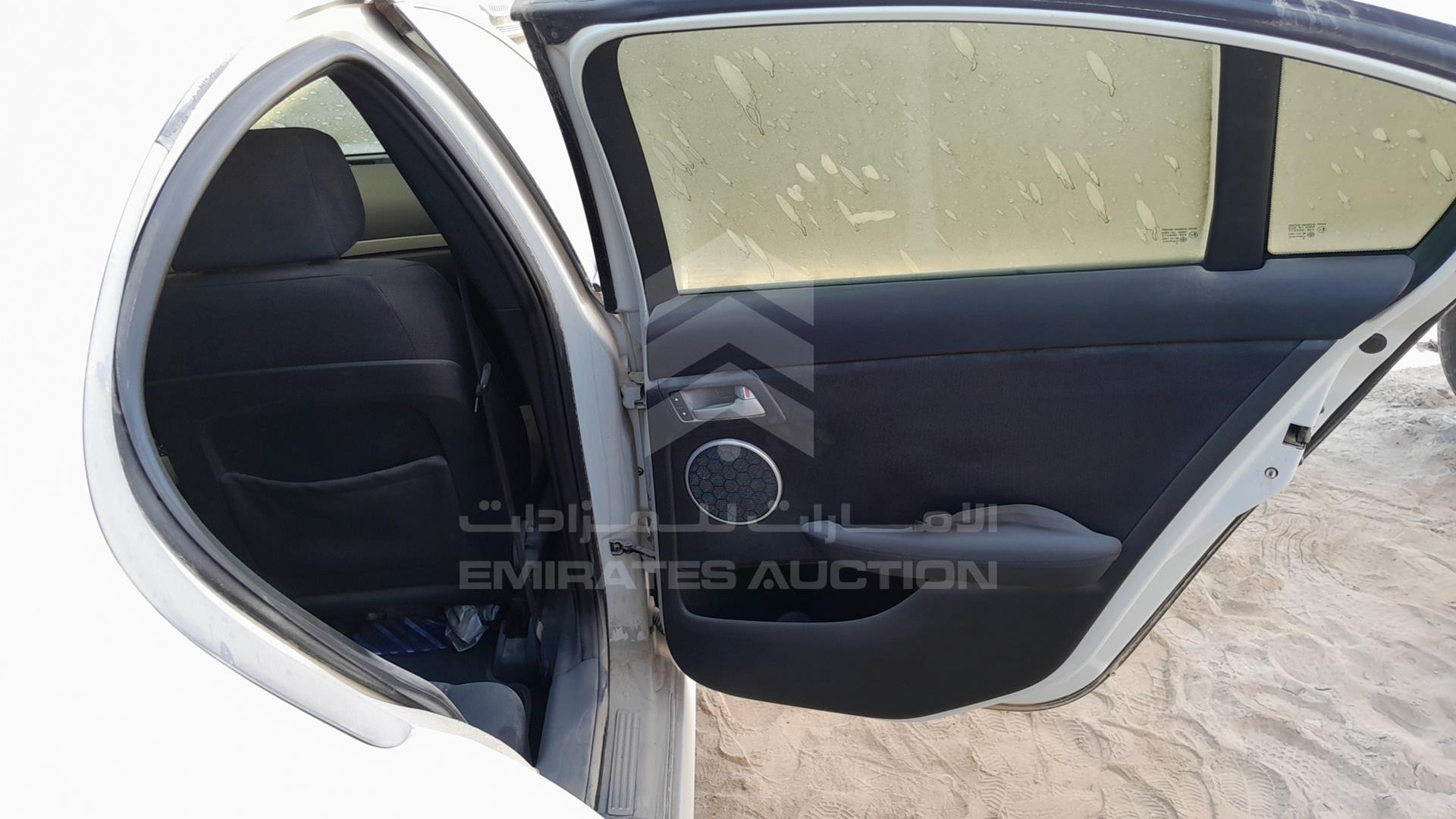 2009 CHEVROLET LUMINA VIN: 6G1EK52B19L181192