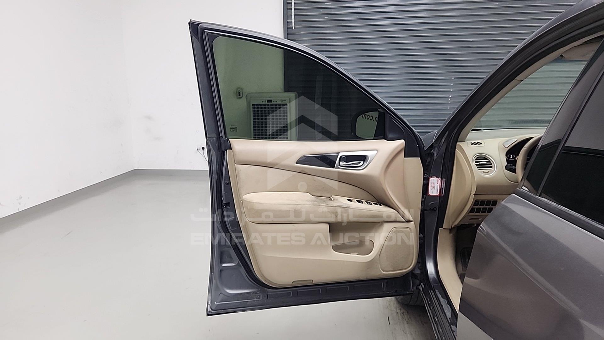 2015 NISSAN PATHFINDER VIN: 5N1AR2M59FC670502